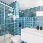 Olala Oriente Suites Iii