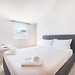 Pensión Olala Oriente Suites Iii *