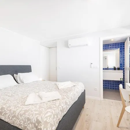 Olala Oriente Suites C 招待所