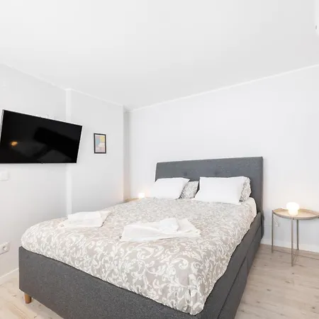 Гостьовий будинок Olala Oriente Suites C Лісабон